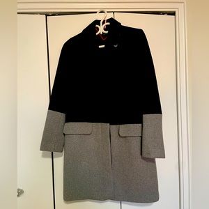 Navy & grey Tommy Hilfiger fall jacket.